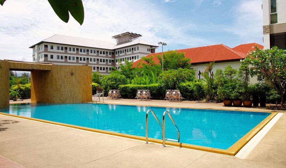 J. Park Hotel شون بوري المظهر الخارجي الصورة