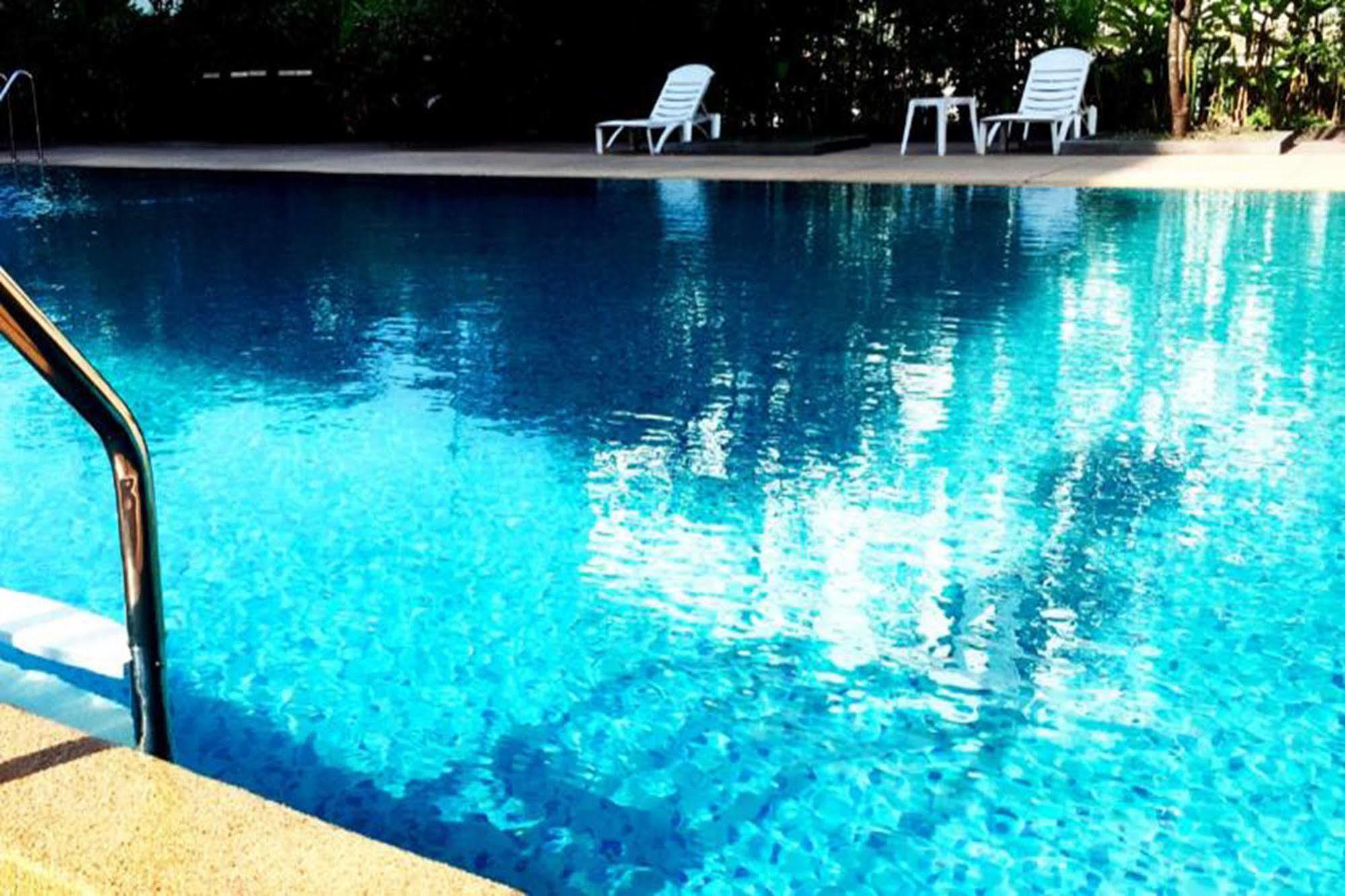 J. Park Hotel شون بوري المظهر الخارجي الصورة